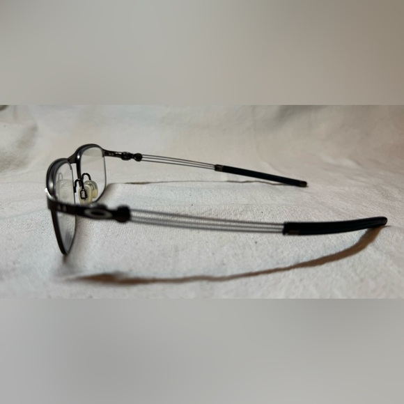 Oakley Men’s Glasses Frames, Case & Bag/Round/OX5122/Satin Pewter/Ear Socks/EUC - Picture 4 of 13